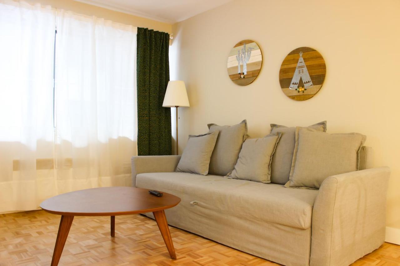 Sweet Suites In Apartamento Montreal